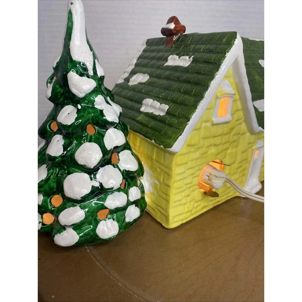 Department 56 Vintage Original Snow Village Nantucket House Box and Cord Works‎